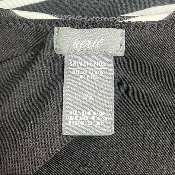 Aerie Super Scoop One Piece Swimsuit Size Large Black White Stripe Hi Cut Cheeky - Picture 12 of 15